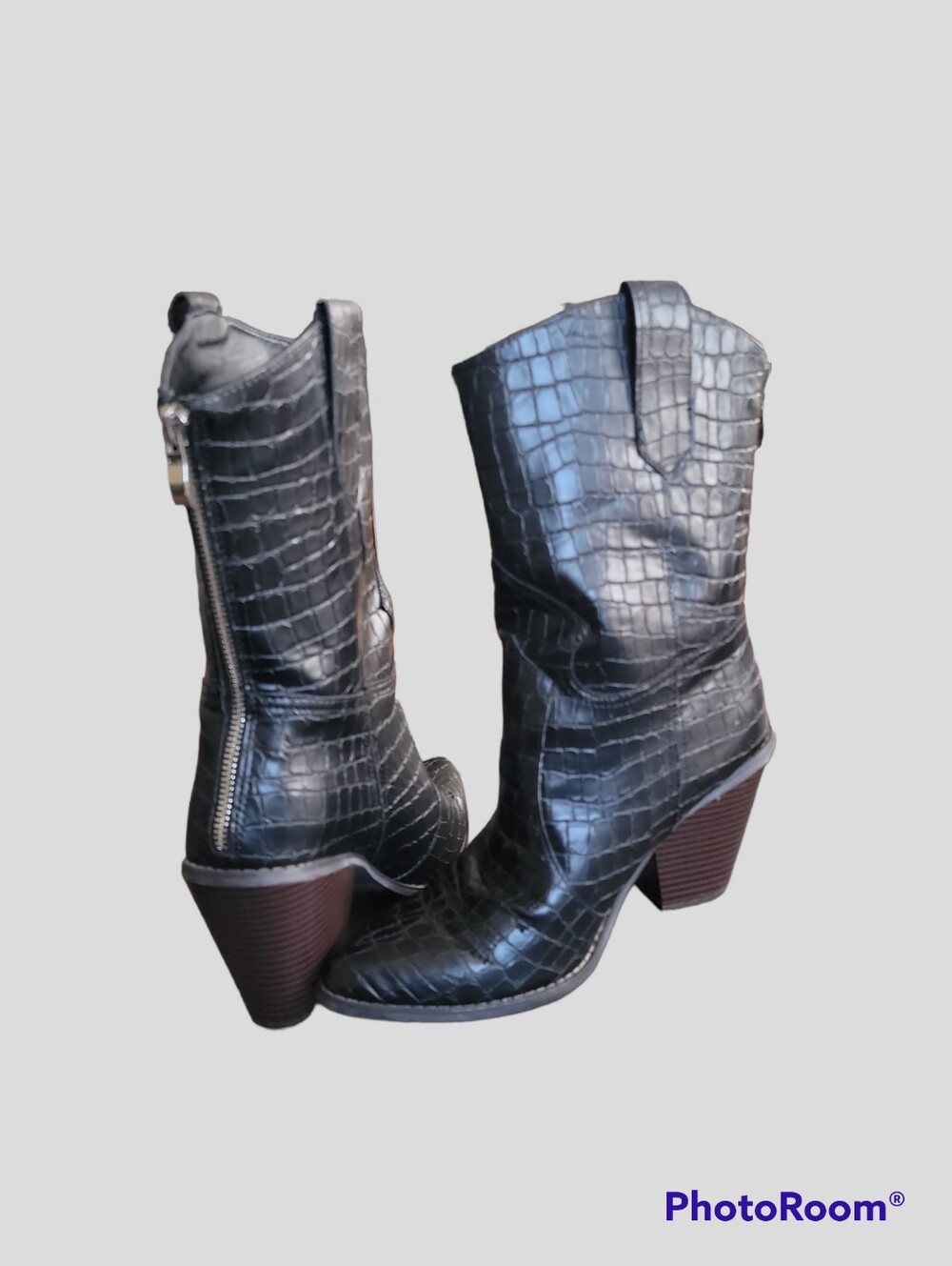 Black Croc-Embossed Western Heel Boots - Women